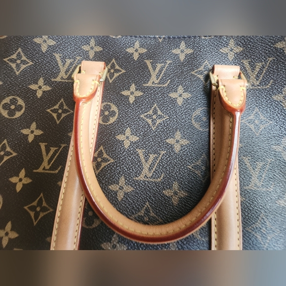 Louis Vuitton Soufflot MM Monogram Shoulder Bag Brown - Picture 9 of 15